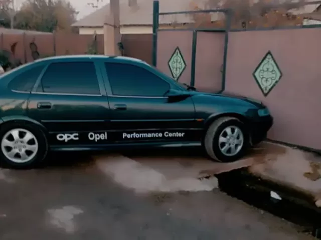 Opel Vectra B 1, avtobaza.tj