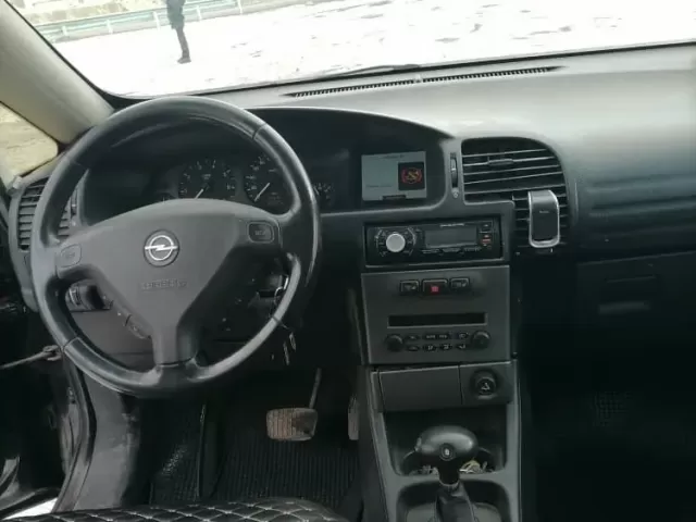 Opel Zafira, 2004 1, avtobaza.tj