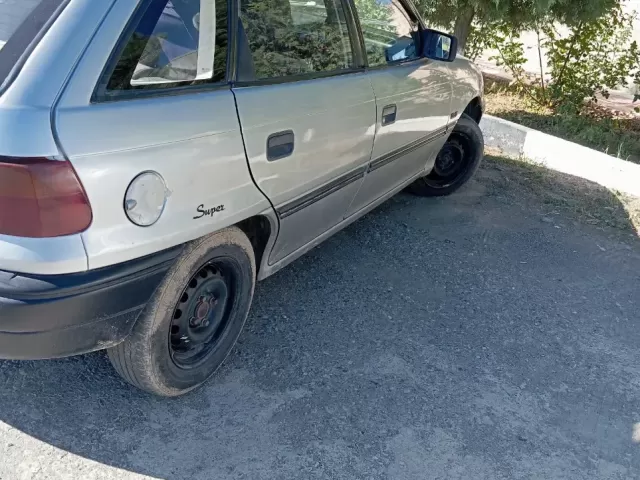 Opel Astra F 1, avtobaza.tj