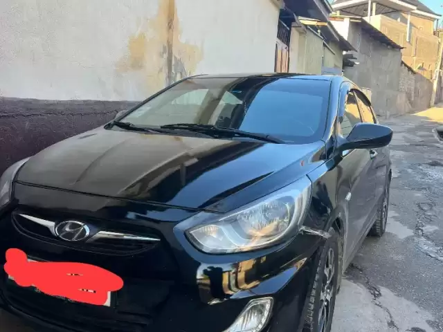 Hyundai Solaris, 2013 1, avtobaza.tj