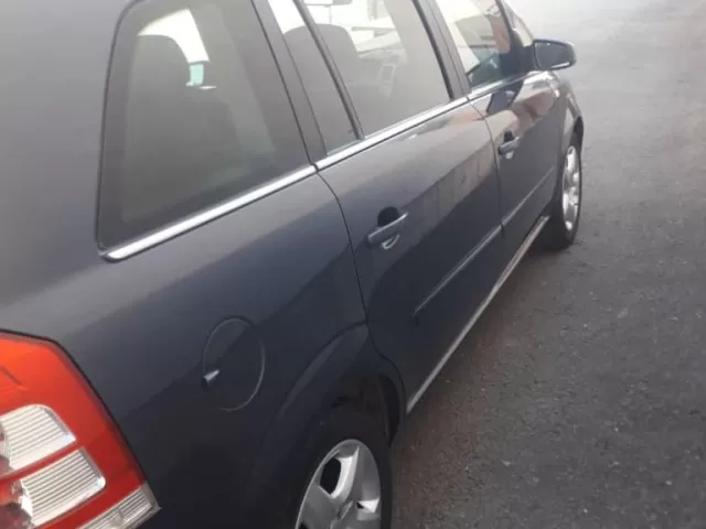 Opel Zafira 1, avtobaza.tj