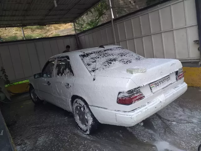 Mercedes-Benz C class, 1990 1, avtobaza.tj