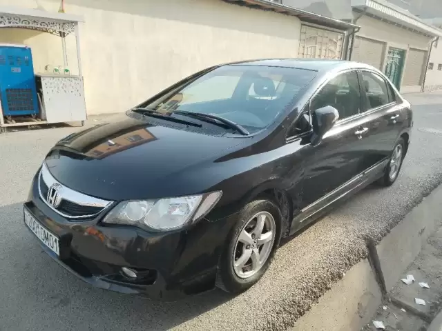 Honda Civic, 2010 1, avtobaza.tj