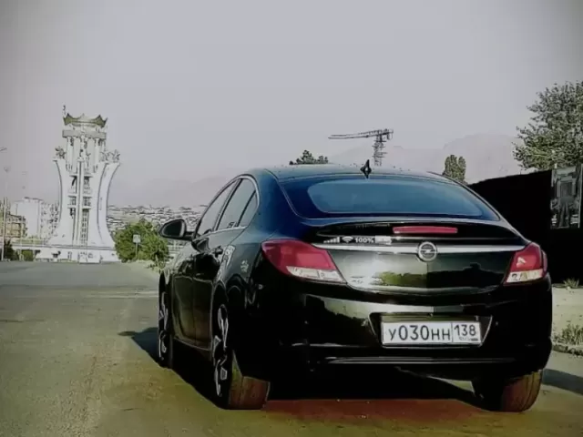Opel Insignia, 2012 1, avtobaza.tj