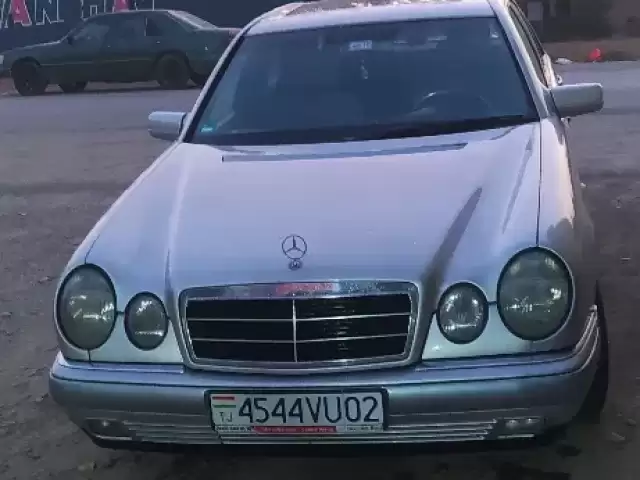 Mercedes-Benz E class, 1997 1, avtobaza.tj