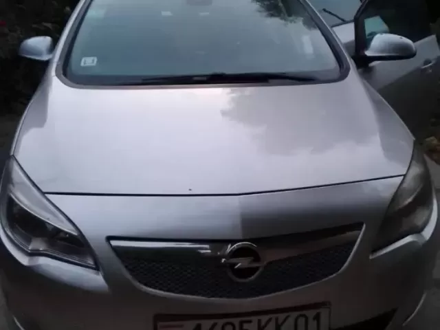 Opel Astra J, 2011 1, avtobaza.tj