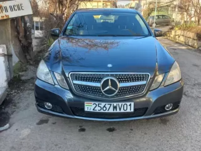 Mercedes-Benz E class, 2011 1, avtobaza.tj