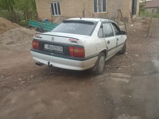 Opel Vectra A, 1990 1, avtobaza.tj
