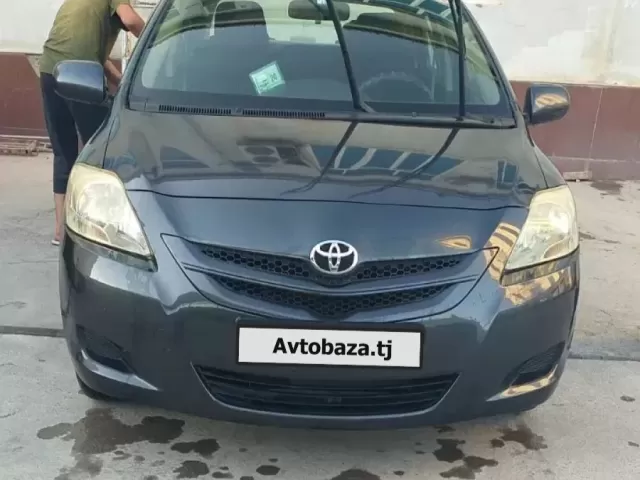 Toyota Belta 1, avtobaza.tj