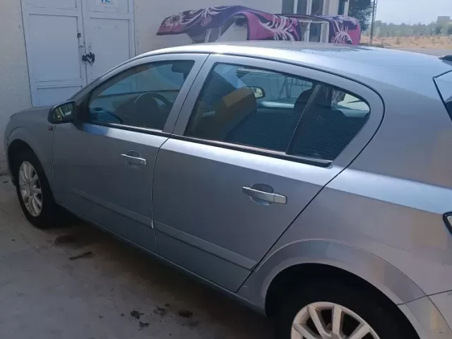 Opel Astra H, 2006 1, avtobaza.tj