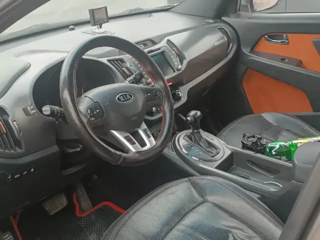 Kia Sportage, 2011 1, avtobaza.tj