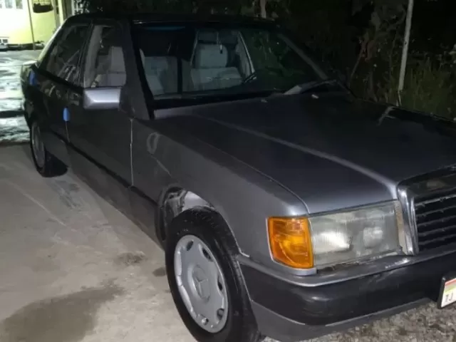 Mercedes-Benz W201 1, avtobaza.tj