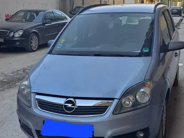 Opel Zafira 1, avtobaza.tj