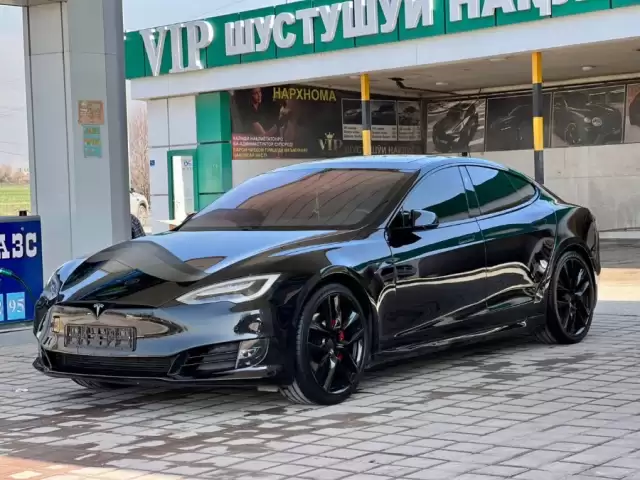 Tesla Model S, 2018 1, avtobaza.tj