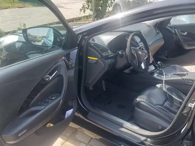 Hyundai Grandeur, 2015 1, avtobaza.tj