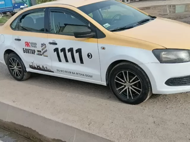 Volkswagen Polo 1, avtobaza.tj