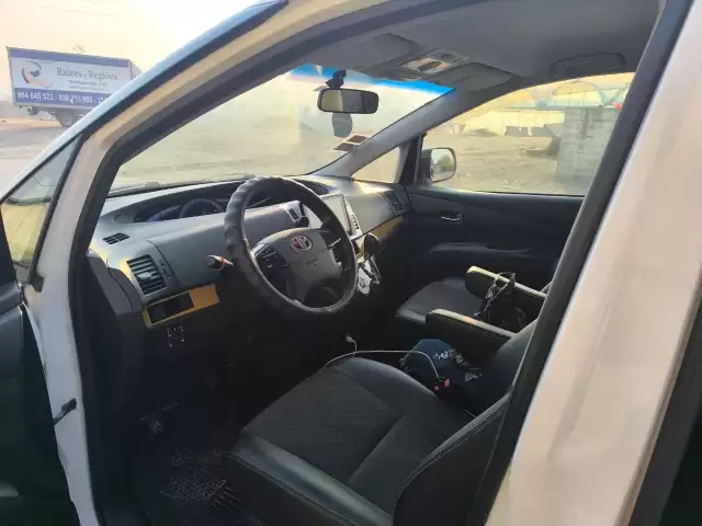 Toyota Estima, 2014 1, avtobaza.tj Toyota Estima, 2014 1, avtobaza.tj