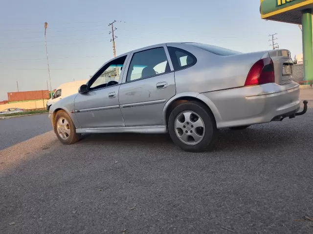 Opel Vectra B 1, avtobaza.tj