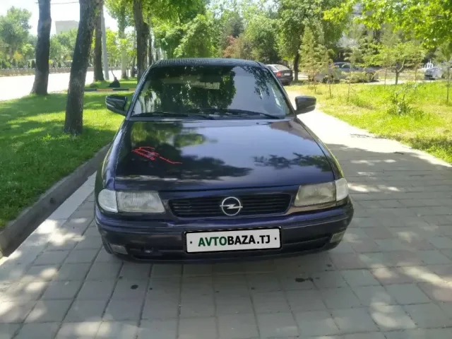 Opel Astra F 1, avtobaza.tj