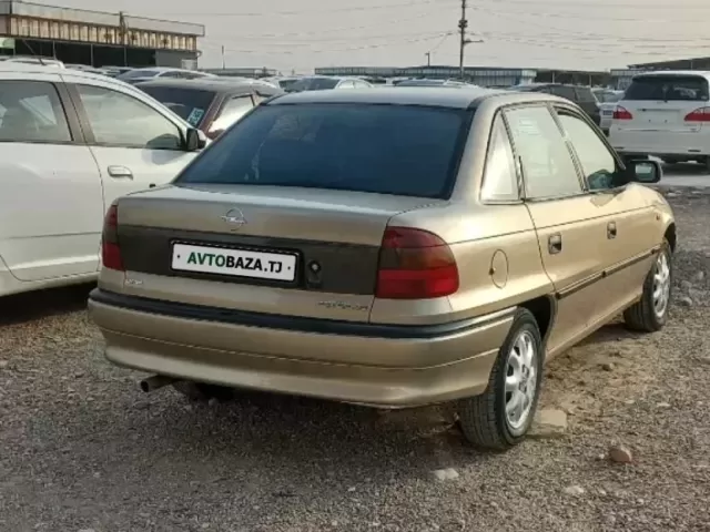 Opel Astra F 1, avtobaza.tj