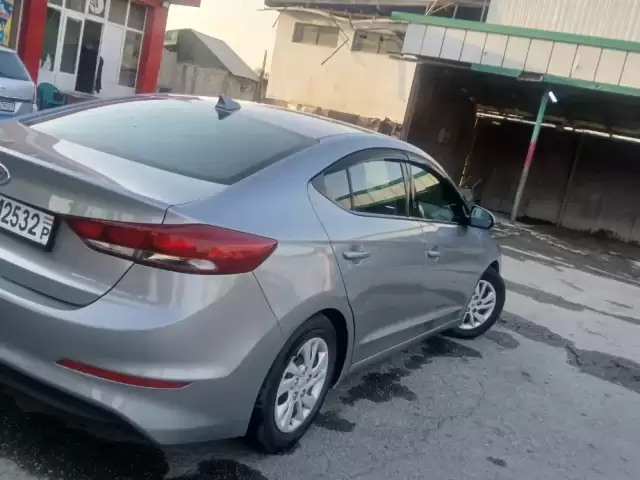 Hyundai Elantra, 2017 1, avtobaza.tj