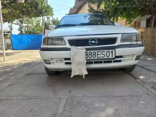 Opel Astra F 1, avtobaza.tj