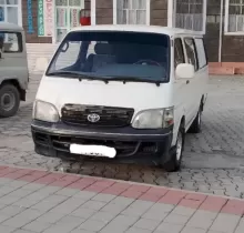 Грузовики Toyota Hiluks, 2005 в Душанбе