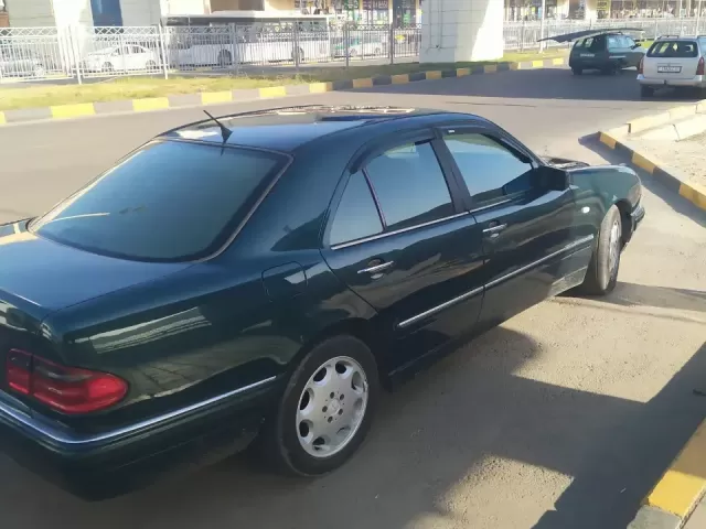 Mercedes-Benz E class 1, avtobaza.tj