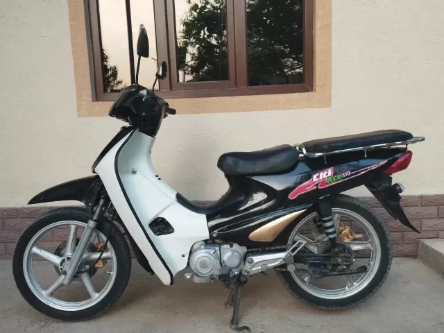 Скутер утка, 2018 1, avtobaza.tj