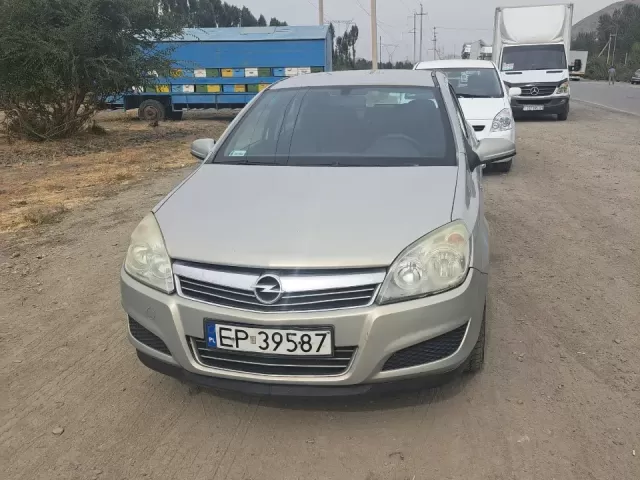 Opel Astra H, 2008 1, avtobaza.tj