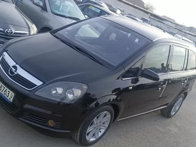 Opel Zafira 1, avtobaza.tj