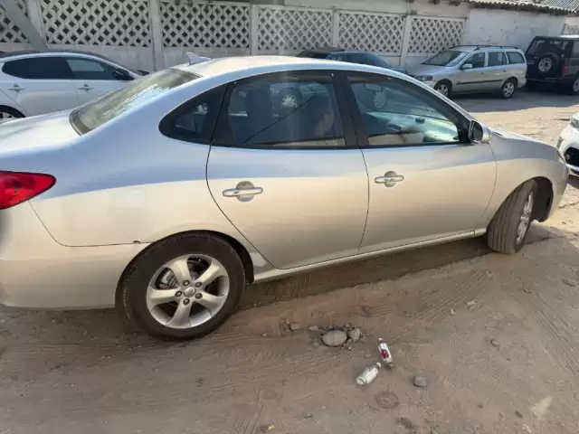 Hyundai Avante, 2010 1, avtobaza.tj