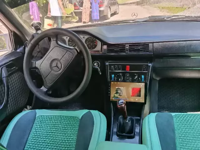 Mercedes-Benz W124, 1992 1, avtobaza.tj