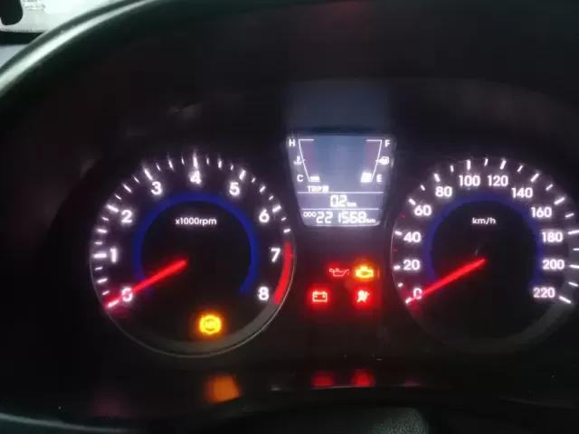Hyundai Solaris, 2013 1, avtobaza.tj
