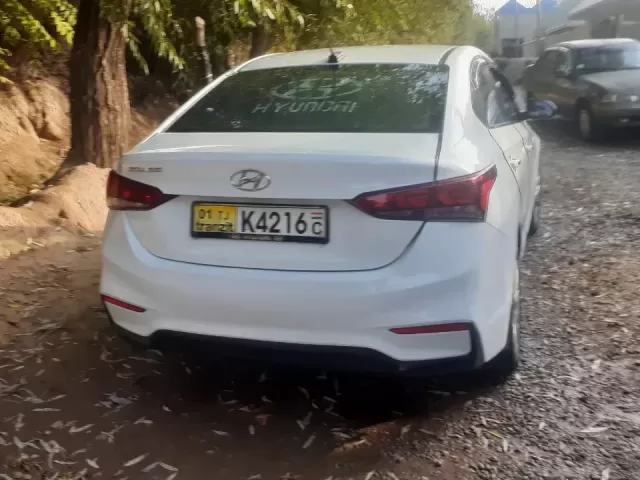 Hyundai Solaris, 2018 1, avtobaza.tj