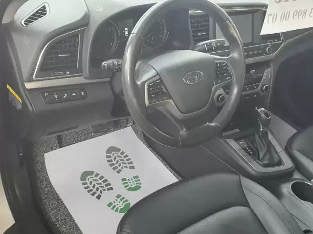 Hyundai Avante, 2015 1, avtobaza.tj