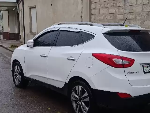 Hyundai Tucson, 2014 1, avtobaza.tj
