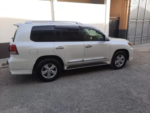 Toyota Land Cruiser, 2014 1, avtobaza.tj