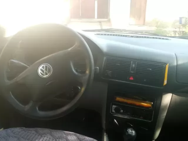 Volkswagen Golf 1, avtobaza.tj