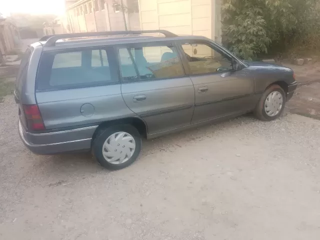 Opel Astra F 1, avtobaza.tj