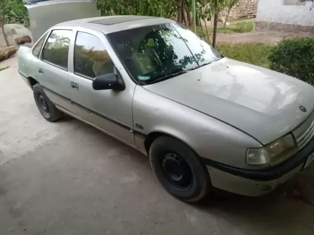 Opel Vectra A, 1993 1, avtobaza.tj