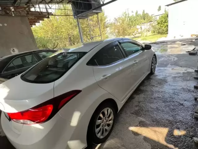Hyundai Elantra, 2013 1, avtobaza.tj