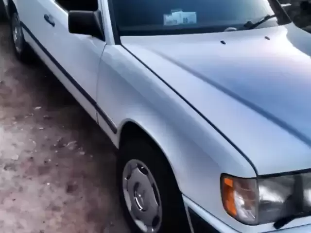 Mercedes-Benz W124, 1992 1, avtobaza.tj Mercedes-Benz W124, 1992 1, avtobaza.tj