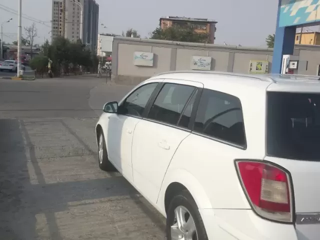 Opel Astra H, 2010 1, avtobaza.tj
