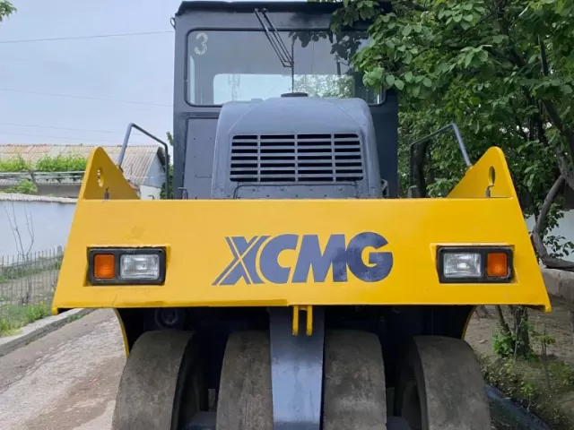 Каток Xcmg, 2004 1, avtobaza.tj