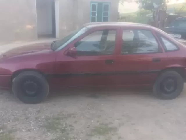 Opel Vectra A, 1992 1, avtobaza.tj