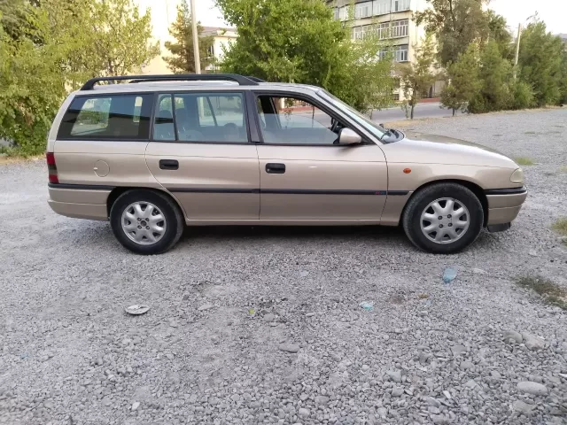 Opel Astra F 1, avtobaza.tj