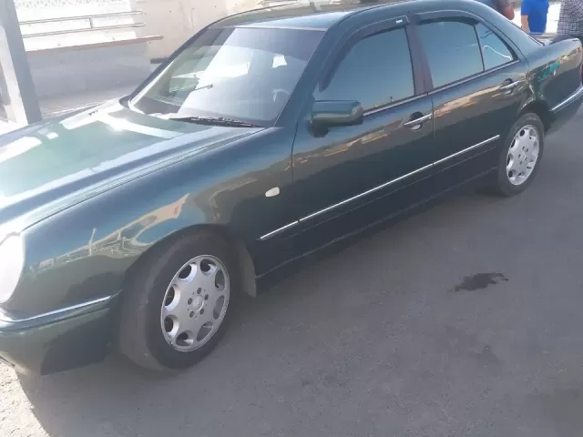 Mercedes-Benz E class 1, avtobaza.tj