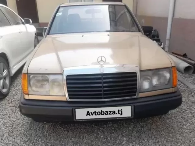 Mercedes-Benz W124 1, avtobaza.tj