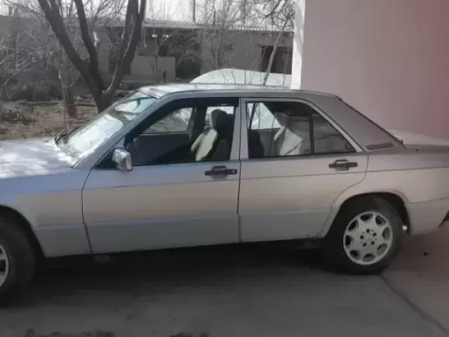 Mercedes-Benz W201, 1988 1, avtobaza.tj